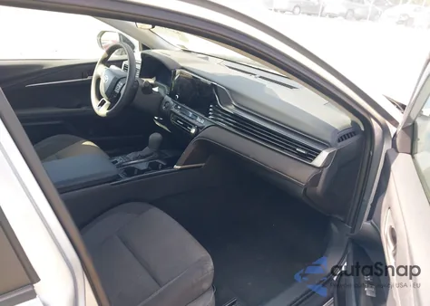 2025 Toyota Camry Le from USA, damaged, VIN 4T1DAACK8SU590439